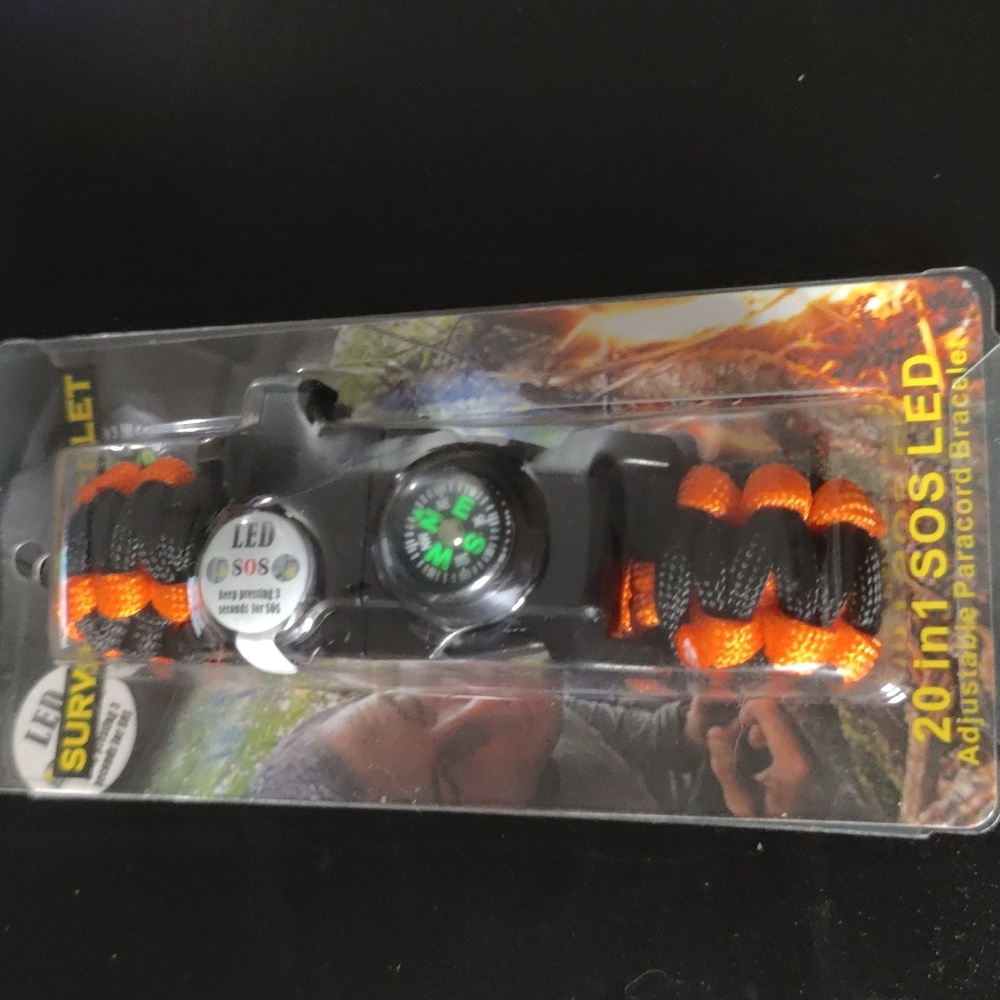 🎊20 in 1 SOS Led Survival Bracelet